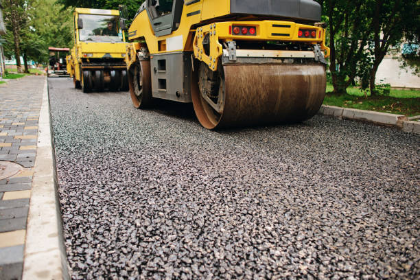 Best Professional Driveway Pavers  in Blue Springs, MO